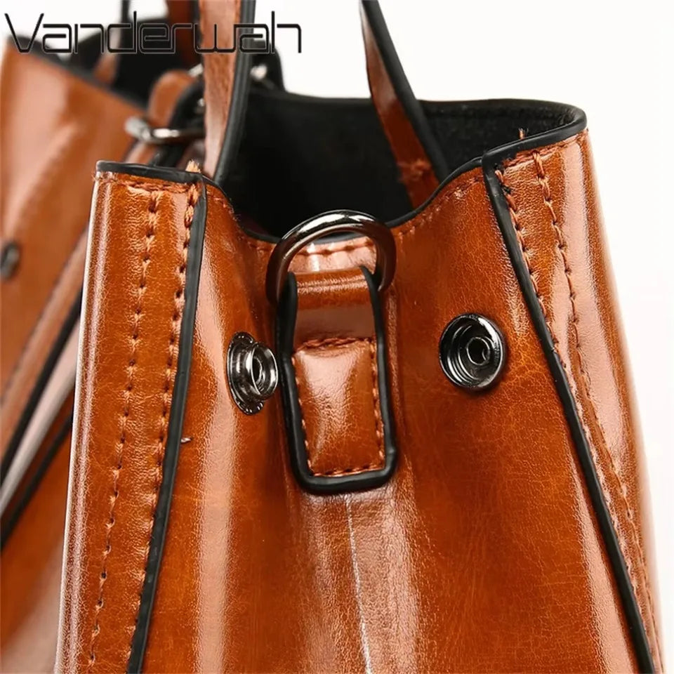 Sac & main et pochette en cuir verni pour femme